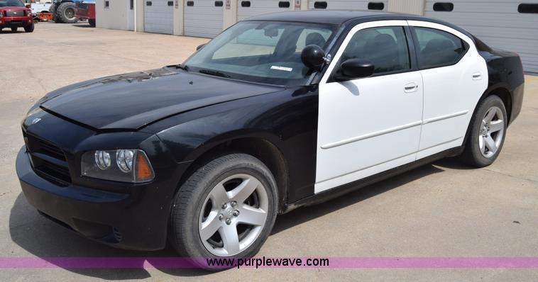 image for item BX9696 2006 Dodge Charger Police