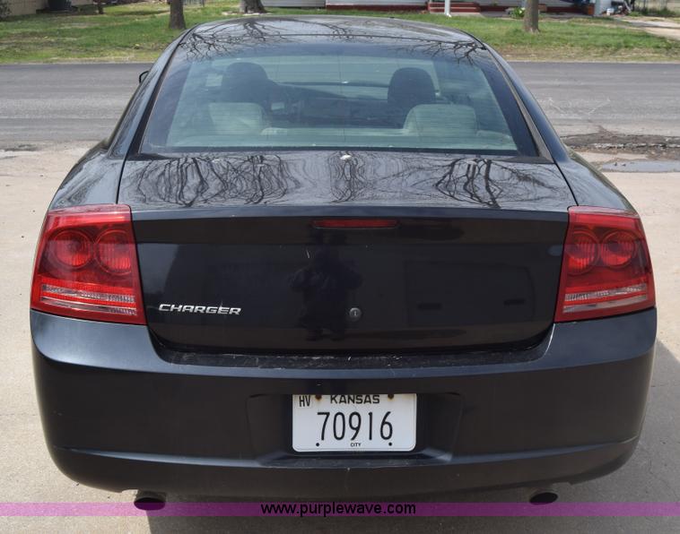 image for item BX9696 2006 Dodge Charger Police