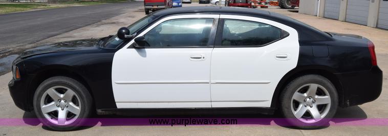 image for item BX9696 2006 Dodge Charger Police