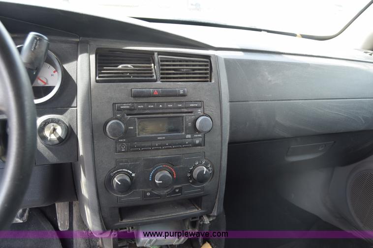 image for item BX9696 2006 Dodge Charger Police