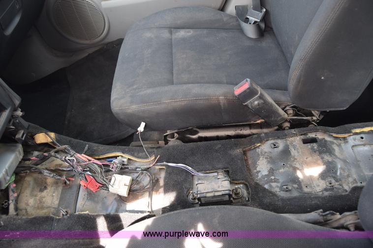 image for item BX9696 2006 Dodge Charger Police