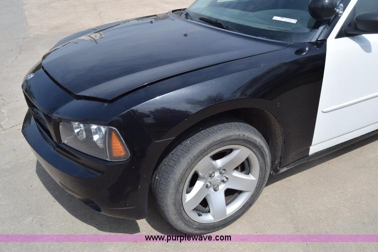 image for item BX9696 2006 Dodge Charger Police