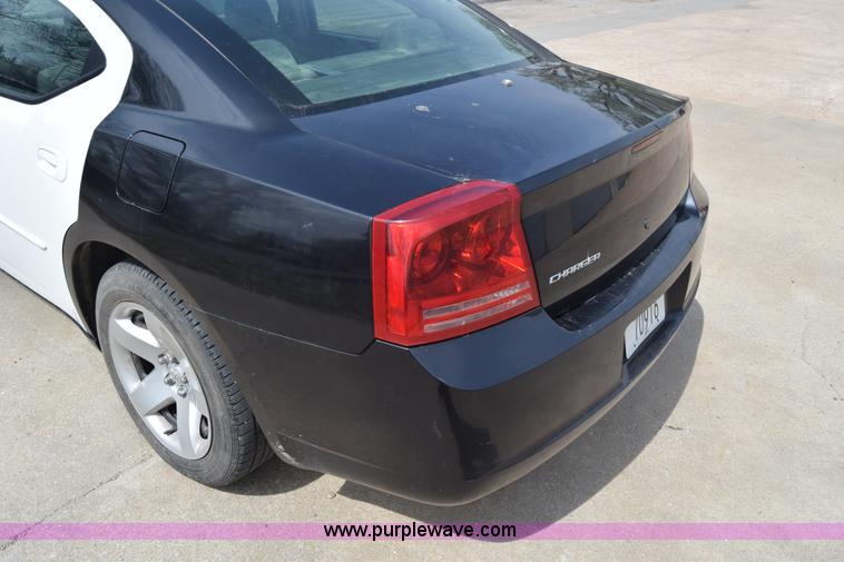image for item BX9696 2006 Dodge Charger Police