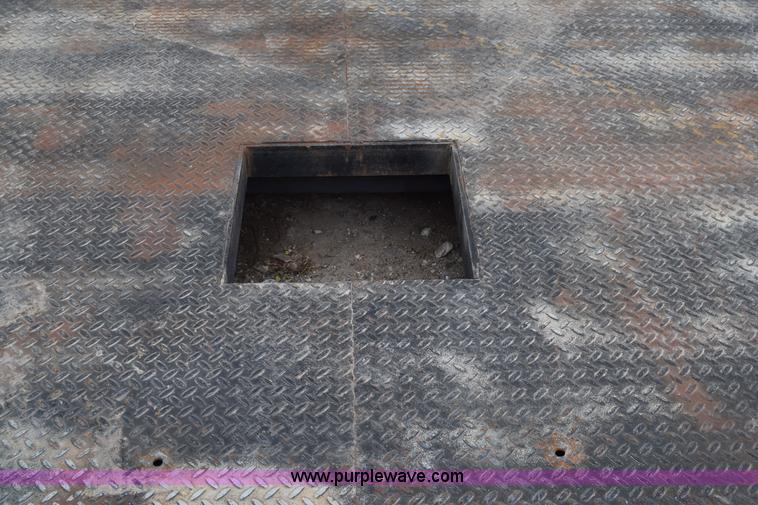 image for item BX9697 Steel flatbed