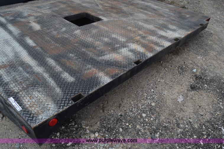 image for item BX9697 Steel flatbed