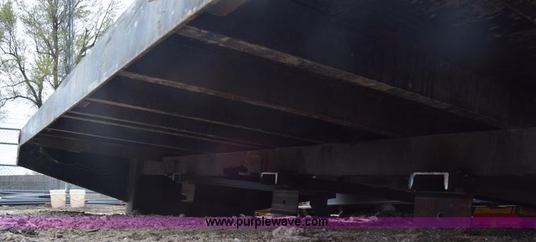 image for item BX9697 Steel flatbed