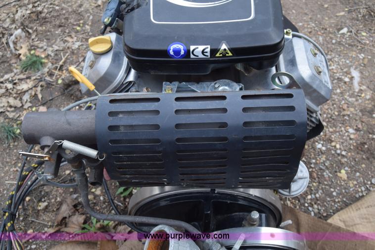 image for item BX9699 Hale pump