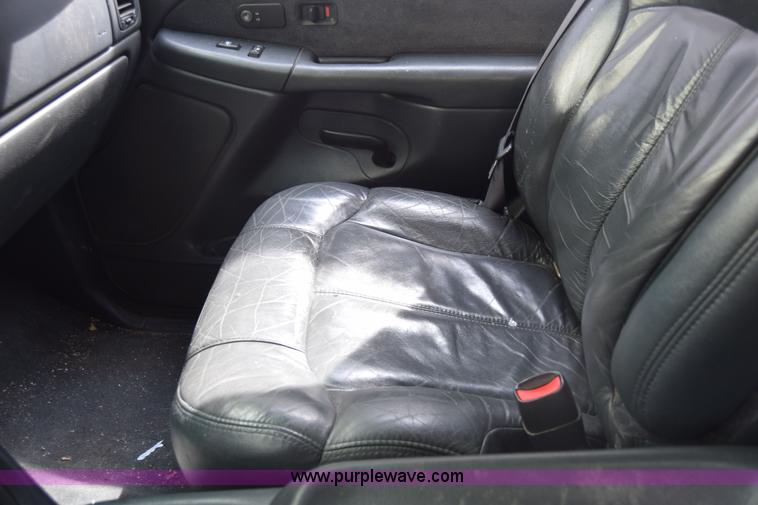 image for item BX9704 2001 Chevrolet Silverado 1500 Ext. Cab pickup truck