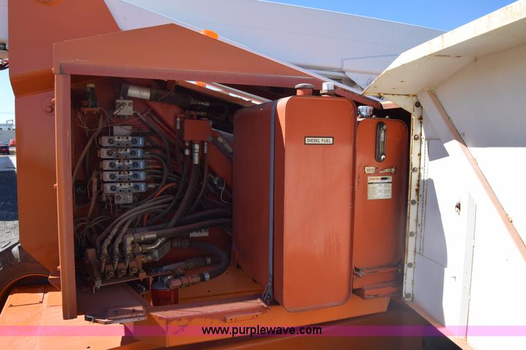 image for item BX9926 1998 Snorkelift ATB60 boom lift