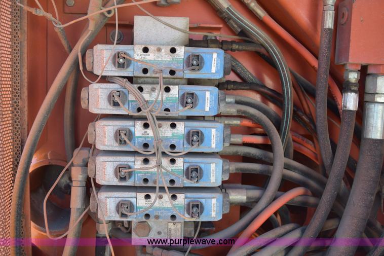 image for item BX9926 1998 Snorkelift ATB60 boom lift