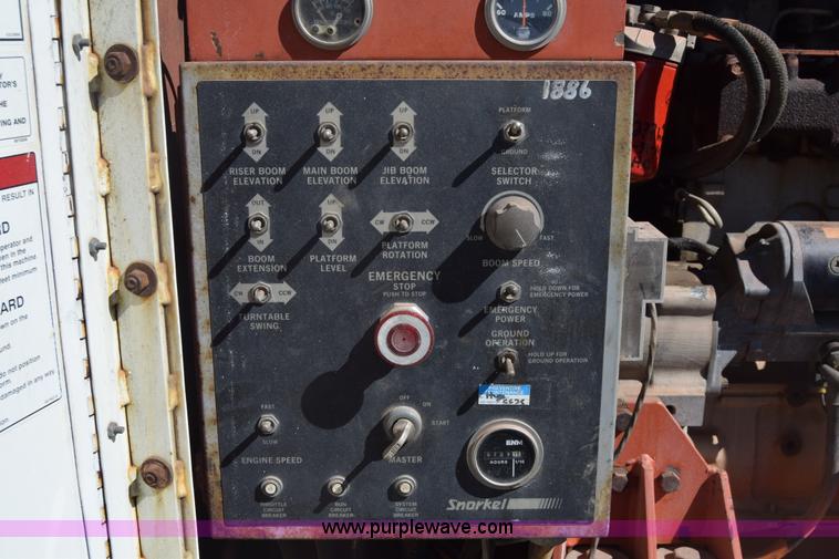 image for item BX9926 1998 Snorkelift ATB60 boom lift