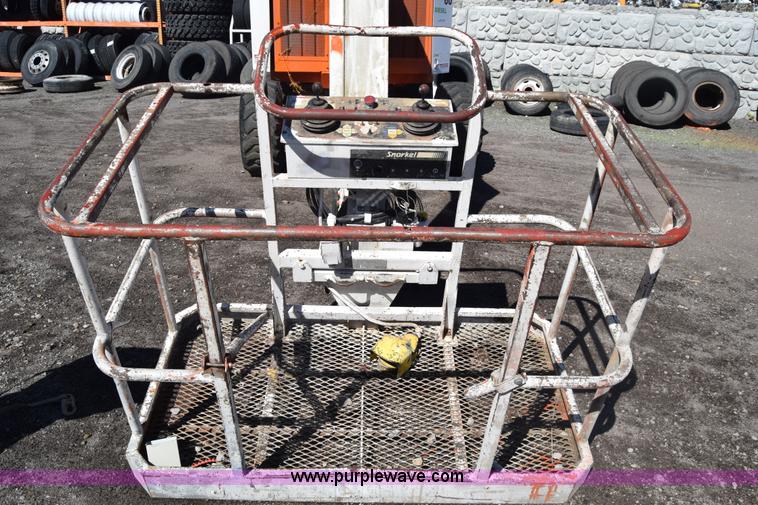 image for item BX9926 1998 Snorkelift ATB60 boom lift