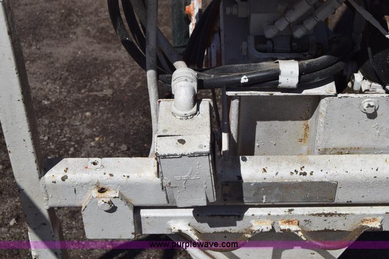 image for item BX9926 1998 Snorkelift ATB60 boom lift