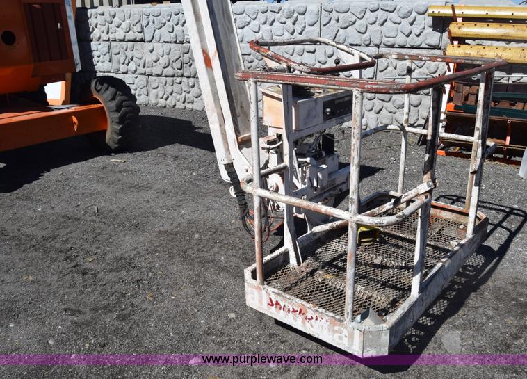 image for item BX9926 1998 Snorkelift ATB60 boom lift
