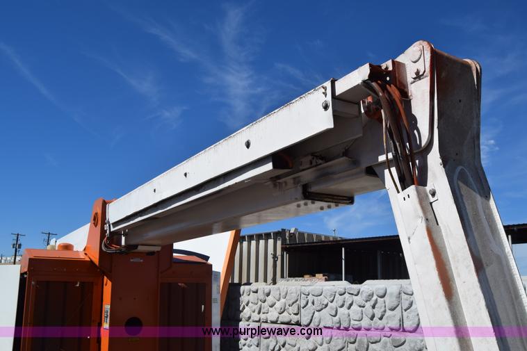 image for item BX9926 1998 Snorkelift ATB60 boom lift
