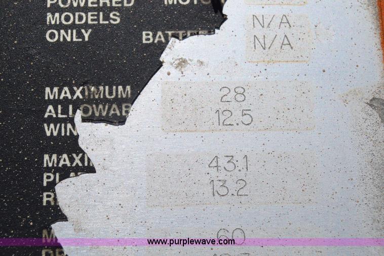 image for item BX9926 1998 Snorkelift ATB60 boom lift