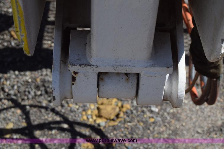 image for item BX9926 1998 Snorkelift ATB60 boom lift