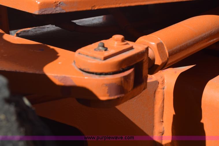 image for item BX9926 1998 Snorkelift ATB60 boom lift