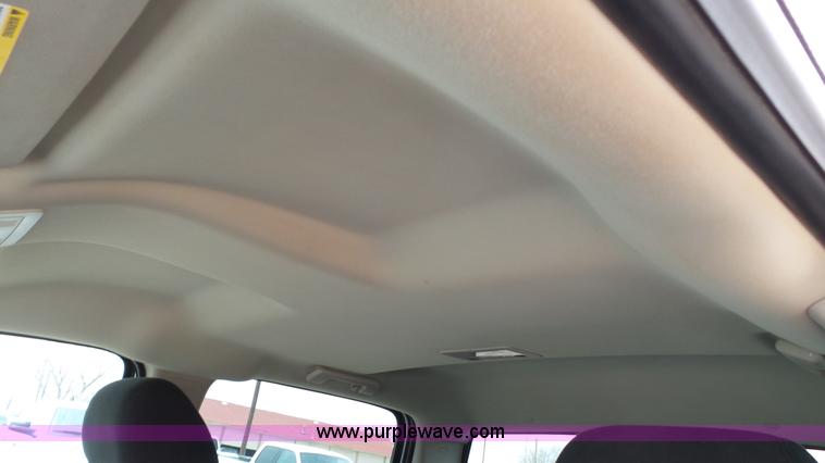 image for item BZ9073 2013 Chevrolet Silverado 2500HD Crew Cab pickup truck