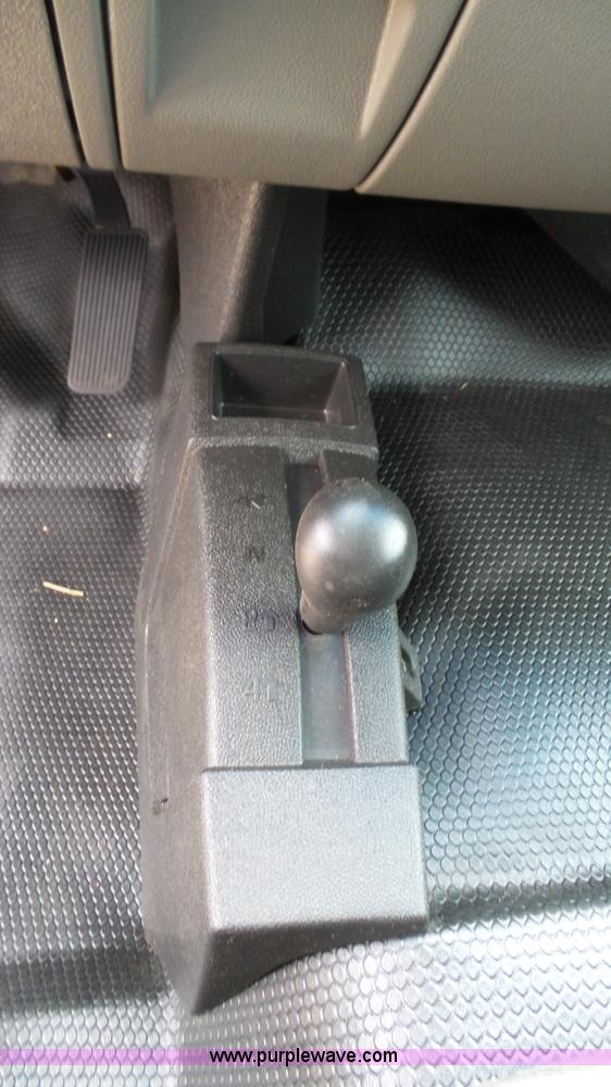 image for item BZ9073 2013 Chevrolet Silverado 2500HD Crew Cab pickup truck