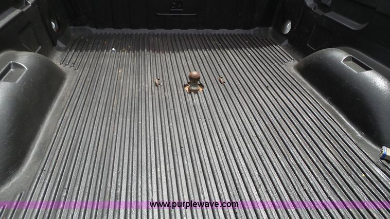 image for item BZ9073 2013 Chevrolet Silverado 2500HD Crew Cab pickup truck