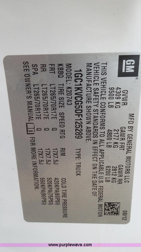 image for item BZ9073 2013 Chevrolet Silverado 2500HD Crew Cab pickup truck