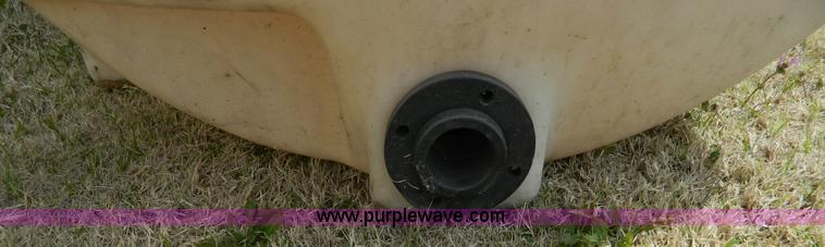 image for item D6160 300 gallon poly tank