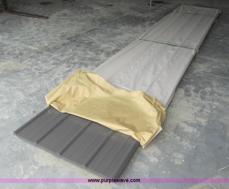 image for item F1242 (80) sheets of metal siding/roofing