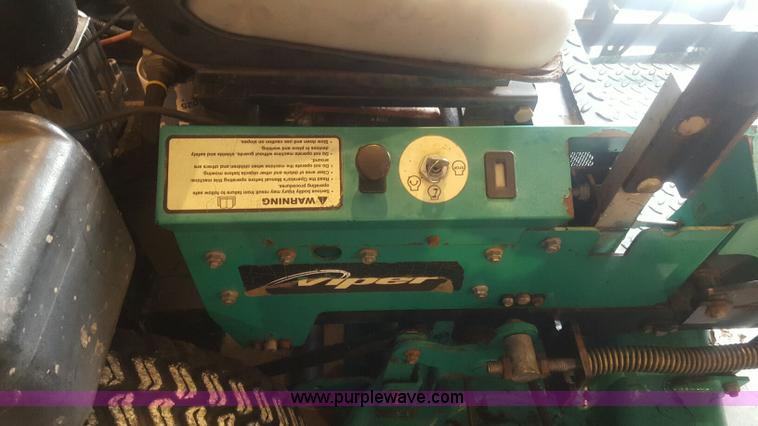 image for item F1260 Lesco Viper ZTR lawn mower