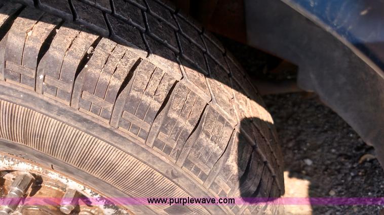 image for item F7761 1993 Ford Ranger XLT SuperCab pickup truck