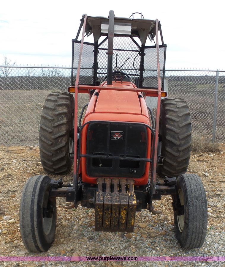 image for item G3710 2000 Massey-Ferguson 4263 tractor