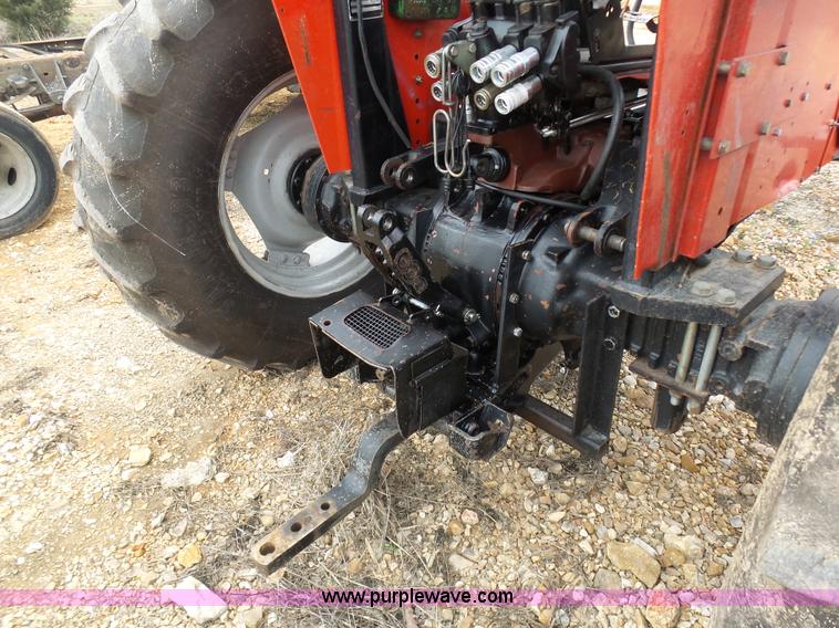 image for item G3710 2000 Massey-Ferguson 4263 tractor