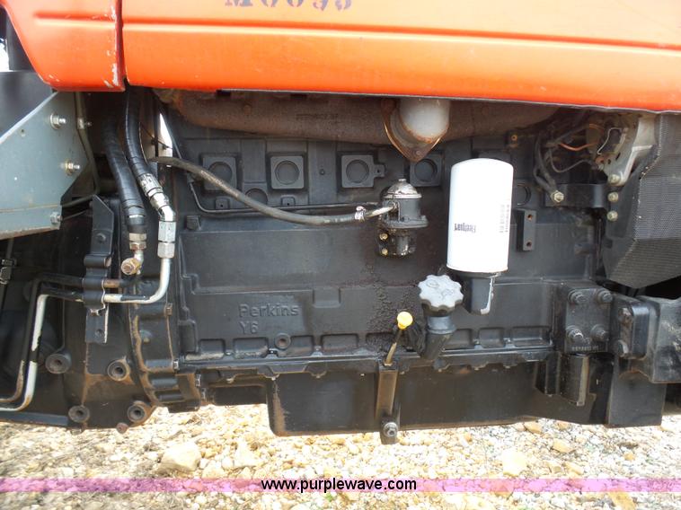 image for item G3710 2000 Massey-Ferguson 4263 tractor