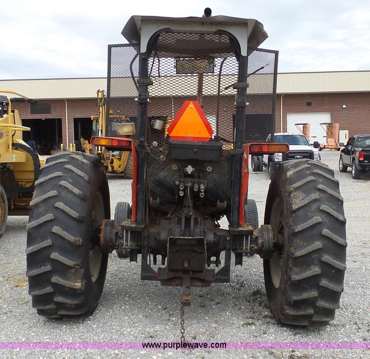image for item G3712 2000 Massey-Ferguson 4263 tractor