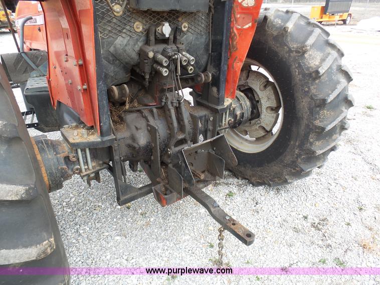 image for item G3712 2000 Massey-Ferguson 4263 tractor