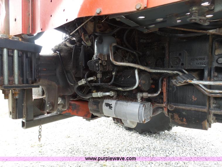 image for item G3712 2000 Massey-Ferguson 4263 tractor