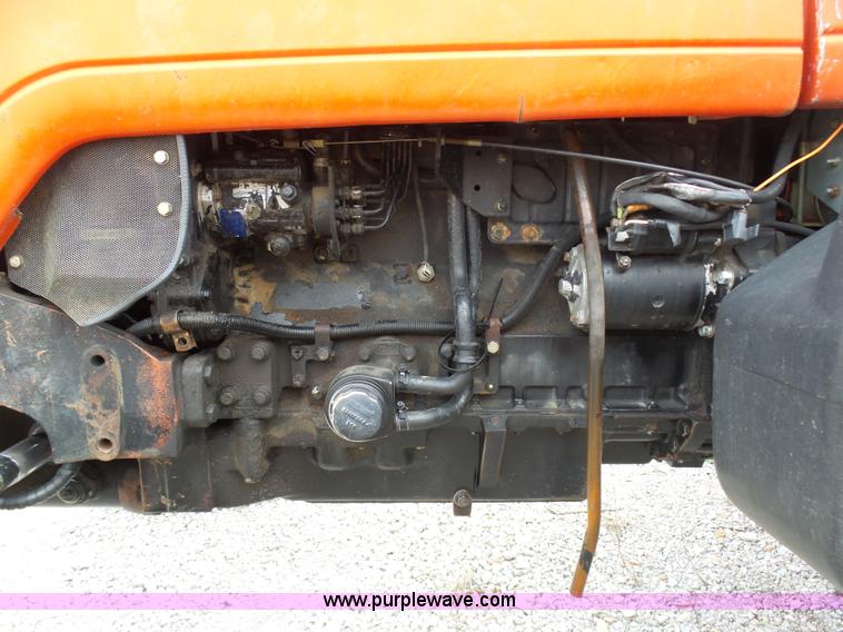 image for item G3713 2000 Massey-Ferguson 4263 tractor