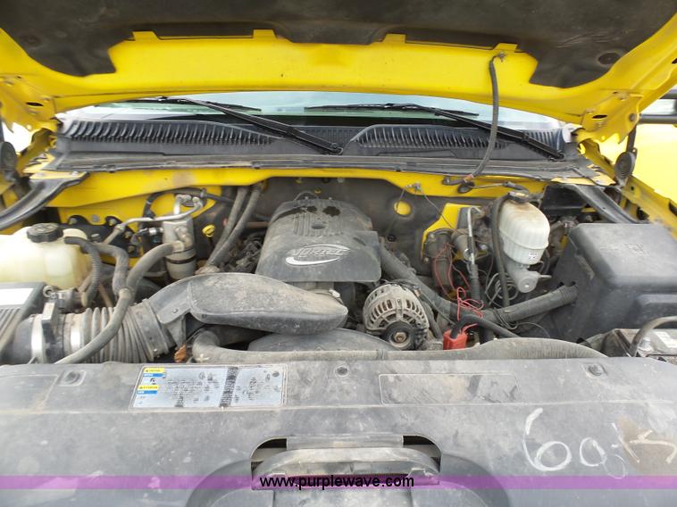 image for item G3714 2006 Chevrolet Silverado 2500HD pickup truck
