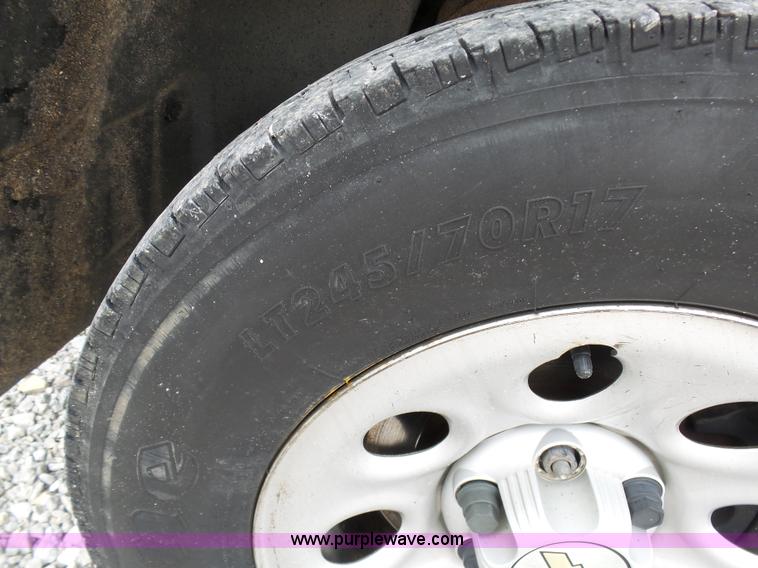 image for item G3715 2007 Chevrolet Silverado 1500 Ext. Cab pickup truck