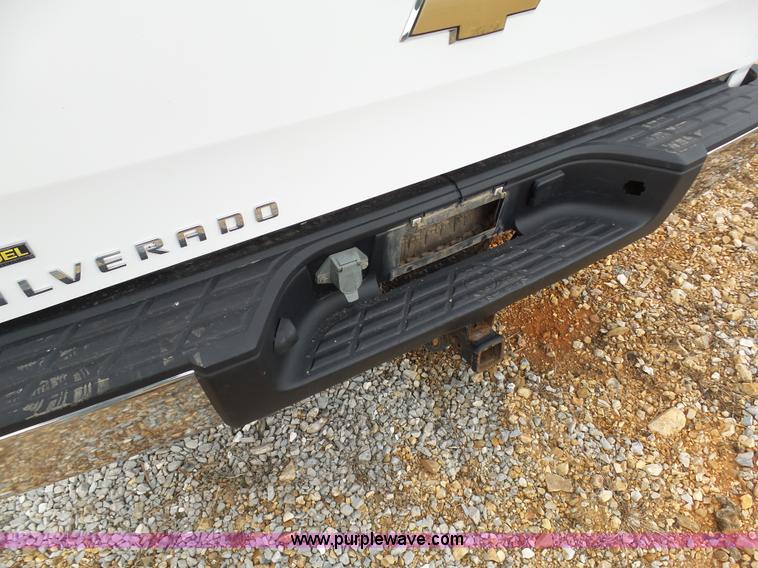 image for item G3715 2007 Chevrolet Silverado 1500 Ext. Cab pickup truck