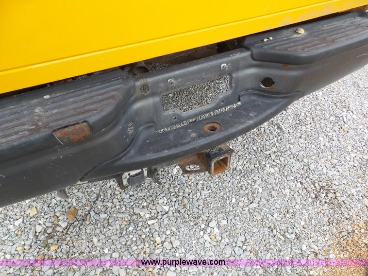 image for item G3716 2005 Ford F250 Super Duty pickup truck