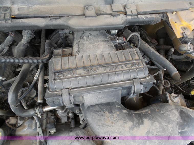 image for item G3716 2005 Ford F250 Super Duty pickup truck