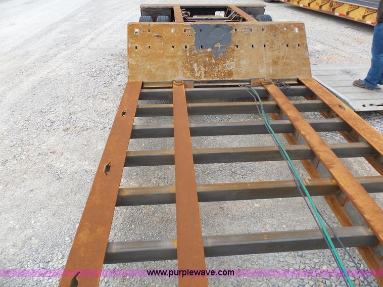 image for item G3718 2003 Landoll Haul All 825A lowboy equipment trailer