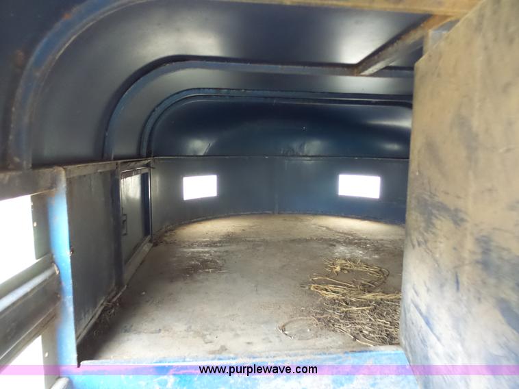 image for item G3726 1993 Circle S livestock trailer