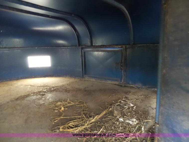 image for item G3726 1993 Circle S livestock trailer