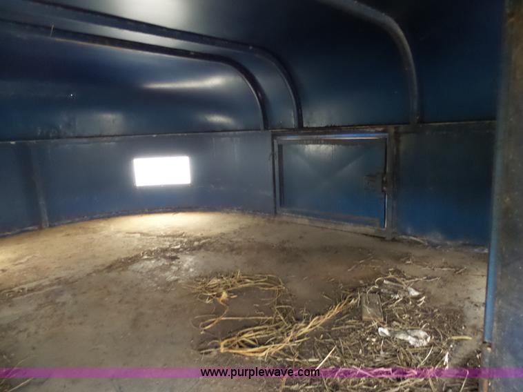 image for item G3726 1993 Circle S livestock trailer