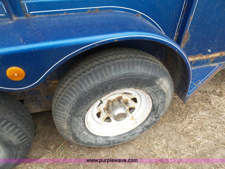 image for item G3726 1993 Circle S livestock trailer