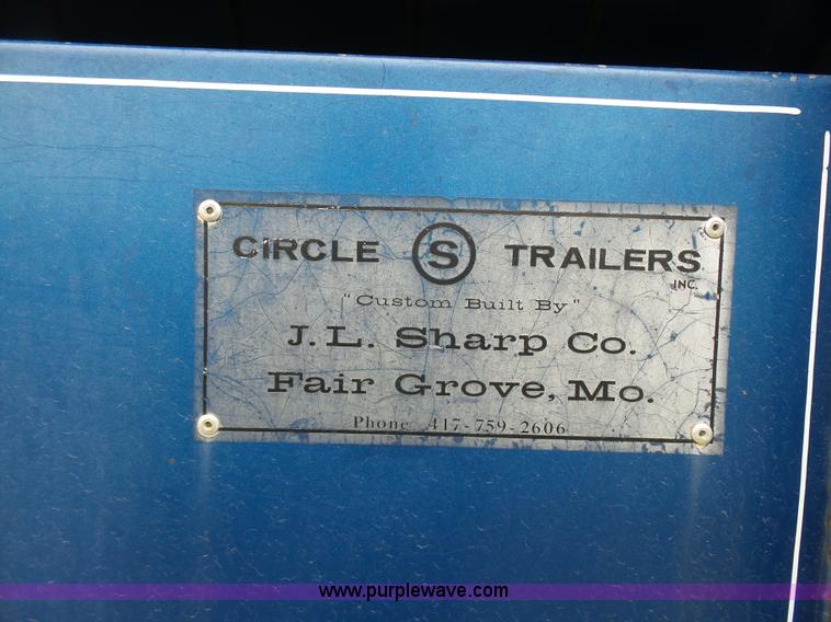 image for item G3726 1993 Circle S livestock trailer