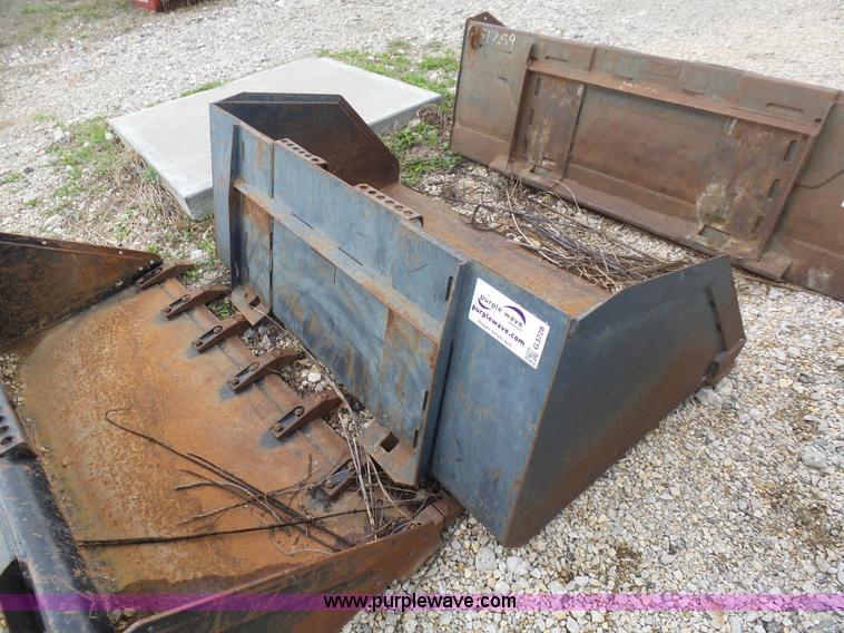 image for item G3728 Skid steer bucket