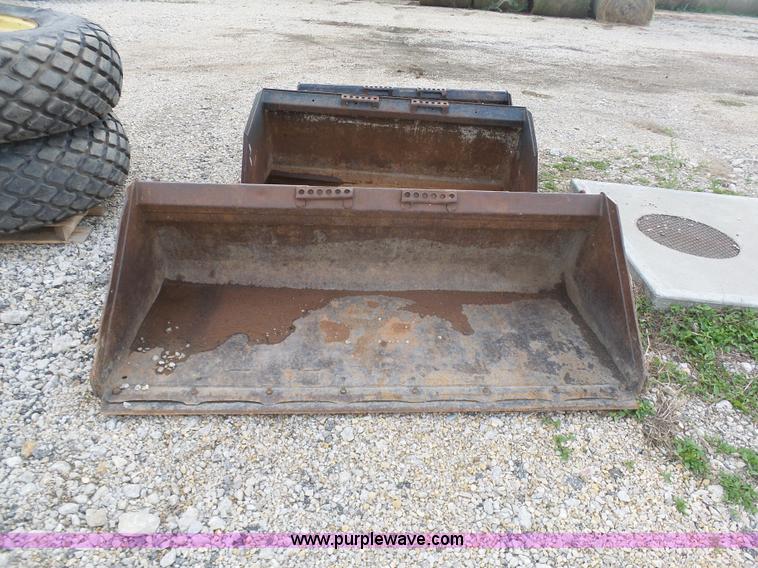 image for item G3729 Skid steer bucket